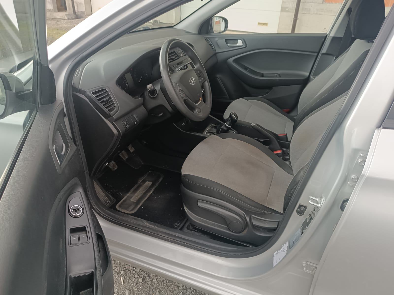 Hyundai i20 1,1 CRDi, fotografija 16