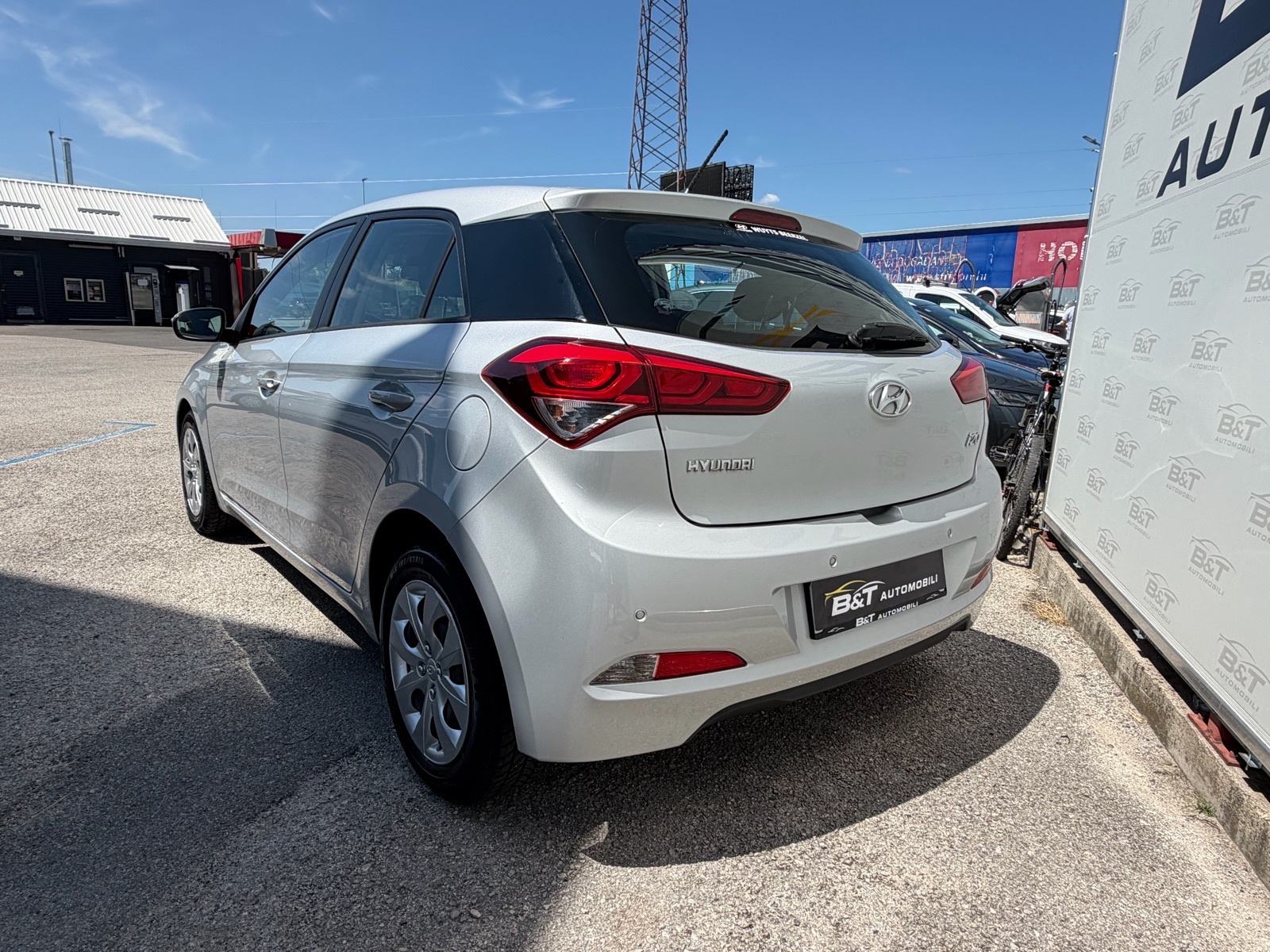 Hyundai i20 1,1 CRDi, fotografija 10