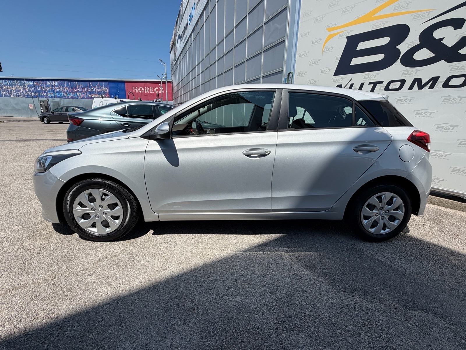 Hyundai i20 1,1 CRDi, fotografija 12