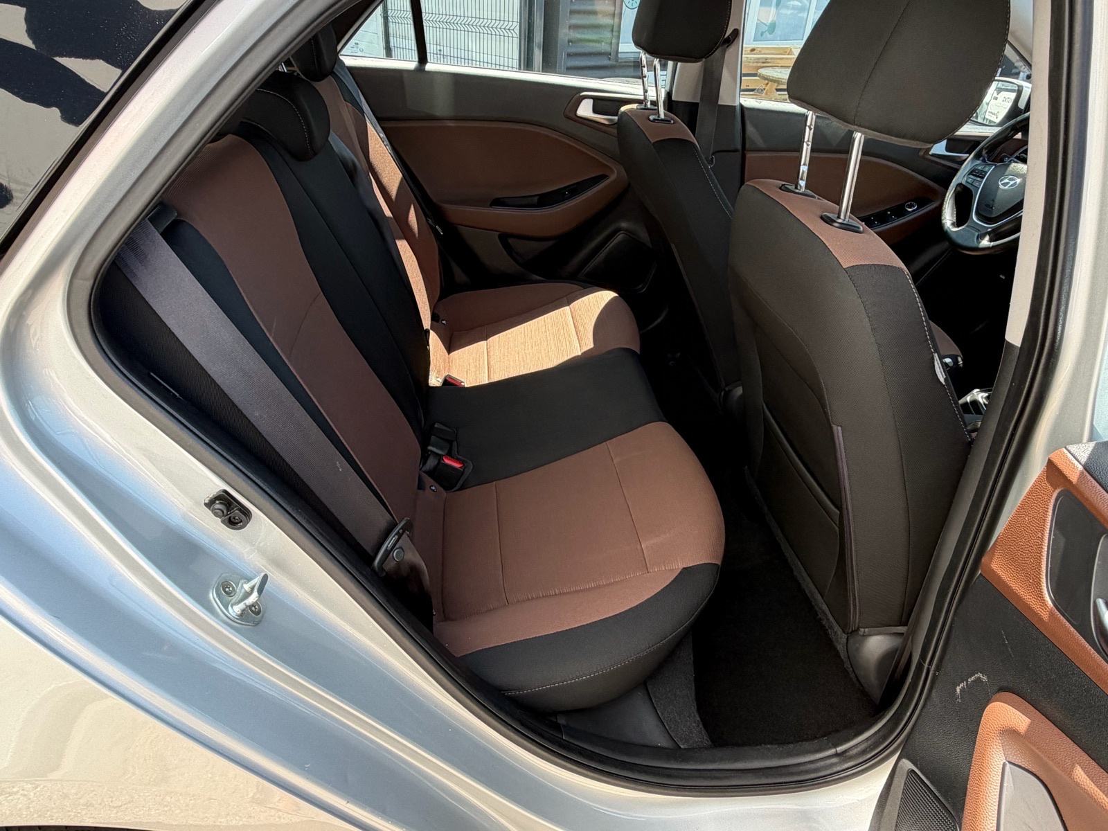 Hyundai i20 1,1 CRDi, fotografija 14