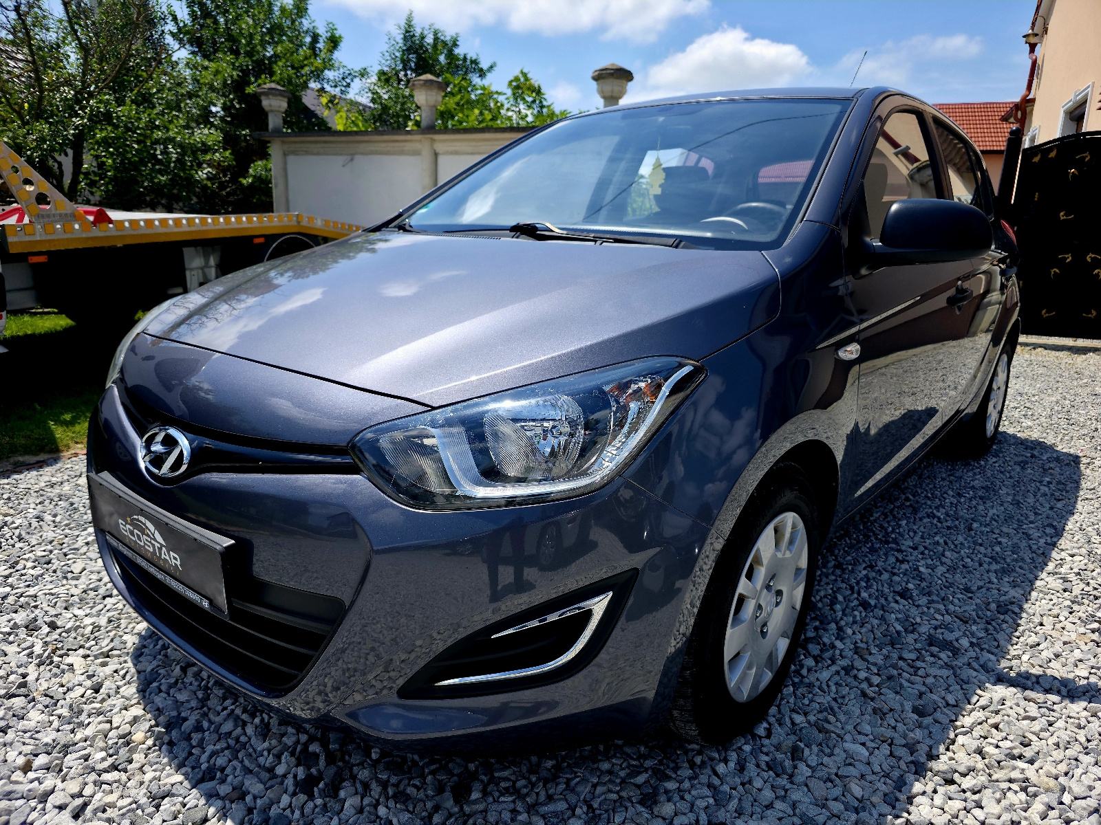 Hyundai i20 1,2 benzin #100000 km# fifa world cup edition 2014 godina, fotografija 3