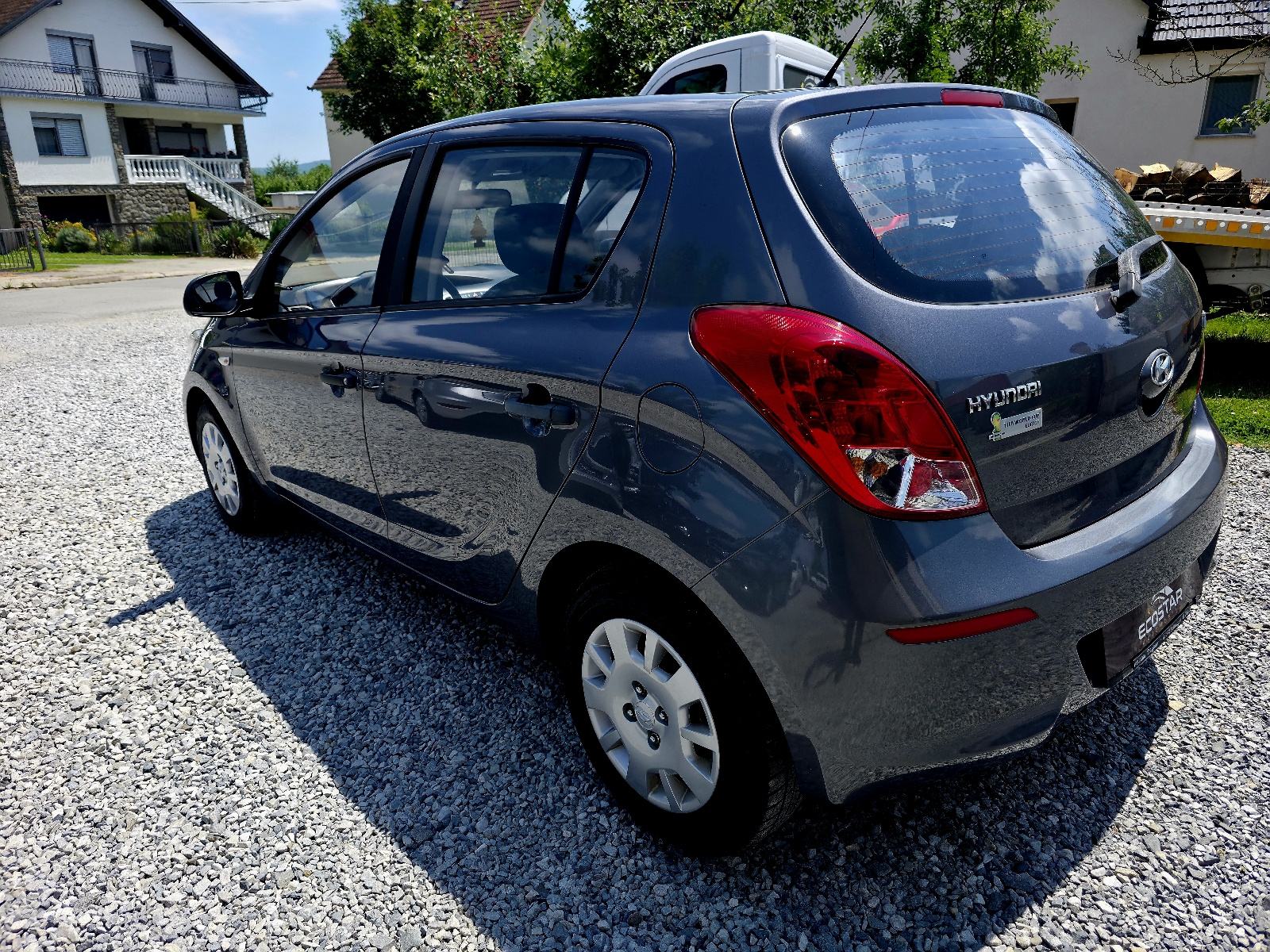 Hyundai i20 1,2 benzin #100000 km# fifa world cup edition 2014 godina, fotografija 6