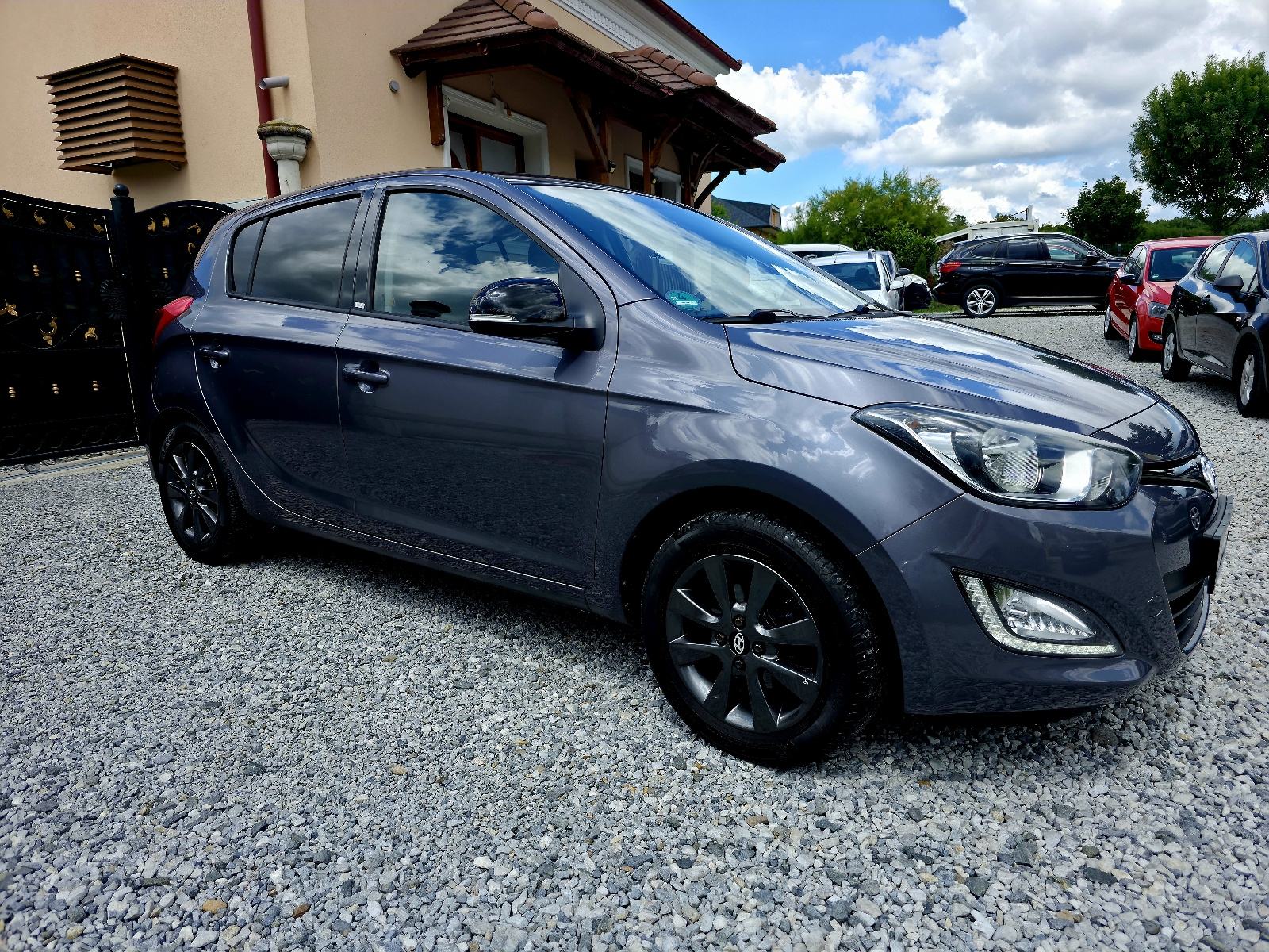 Hyundai i20 1,2 benzin 2014. Led,park senzori, temp.gr.sjedala..., fotografija 11
