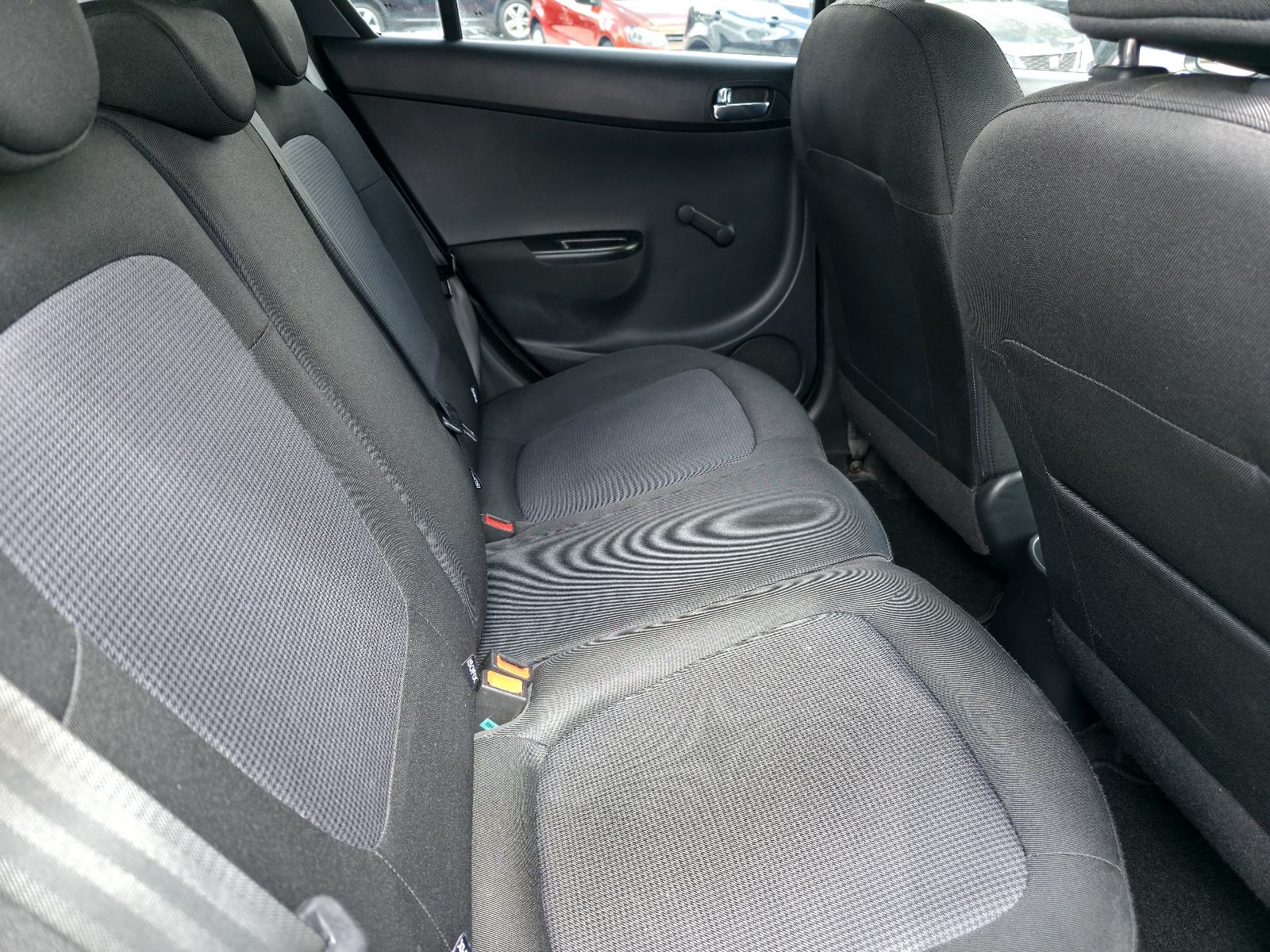 Hyundai i20 1,2 benzin 2014. Led,park senzori, temp.gr.sjedala..., fotografija 15