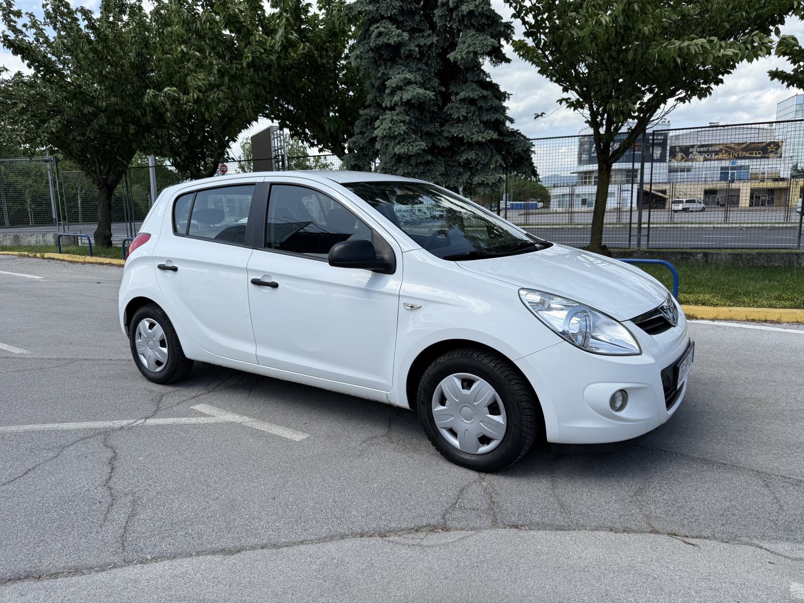 Hyundai i20 1,2 iLike, fotografija 4