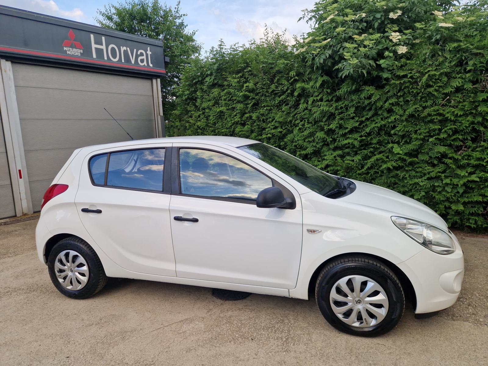 Hyundai i20 1,2 klima KARTICE 36 MJ, fotografija 2