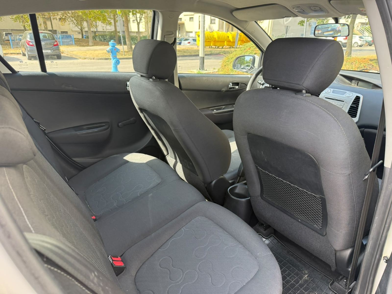 Hyundai i20 1,2, fotografija 7