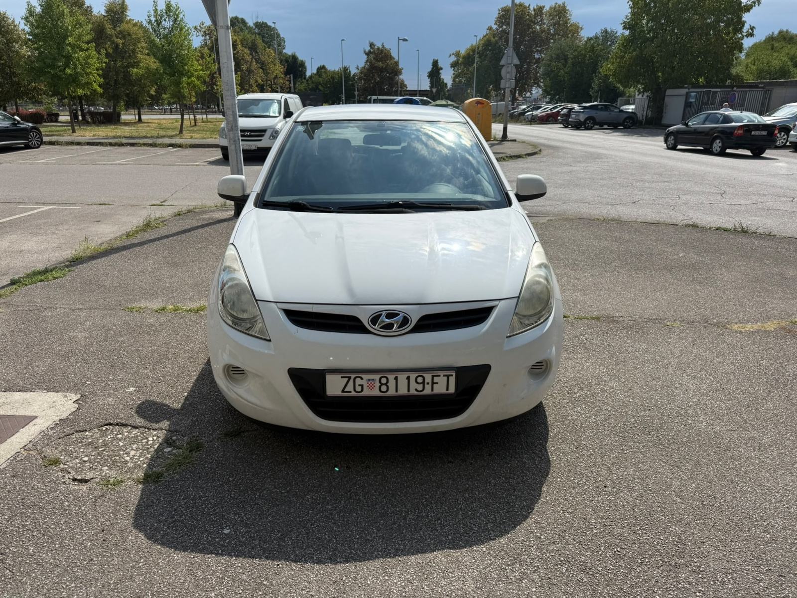 Hyundai i20 1,2, fotografija 8