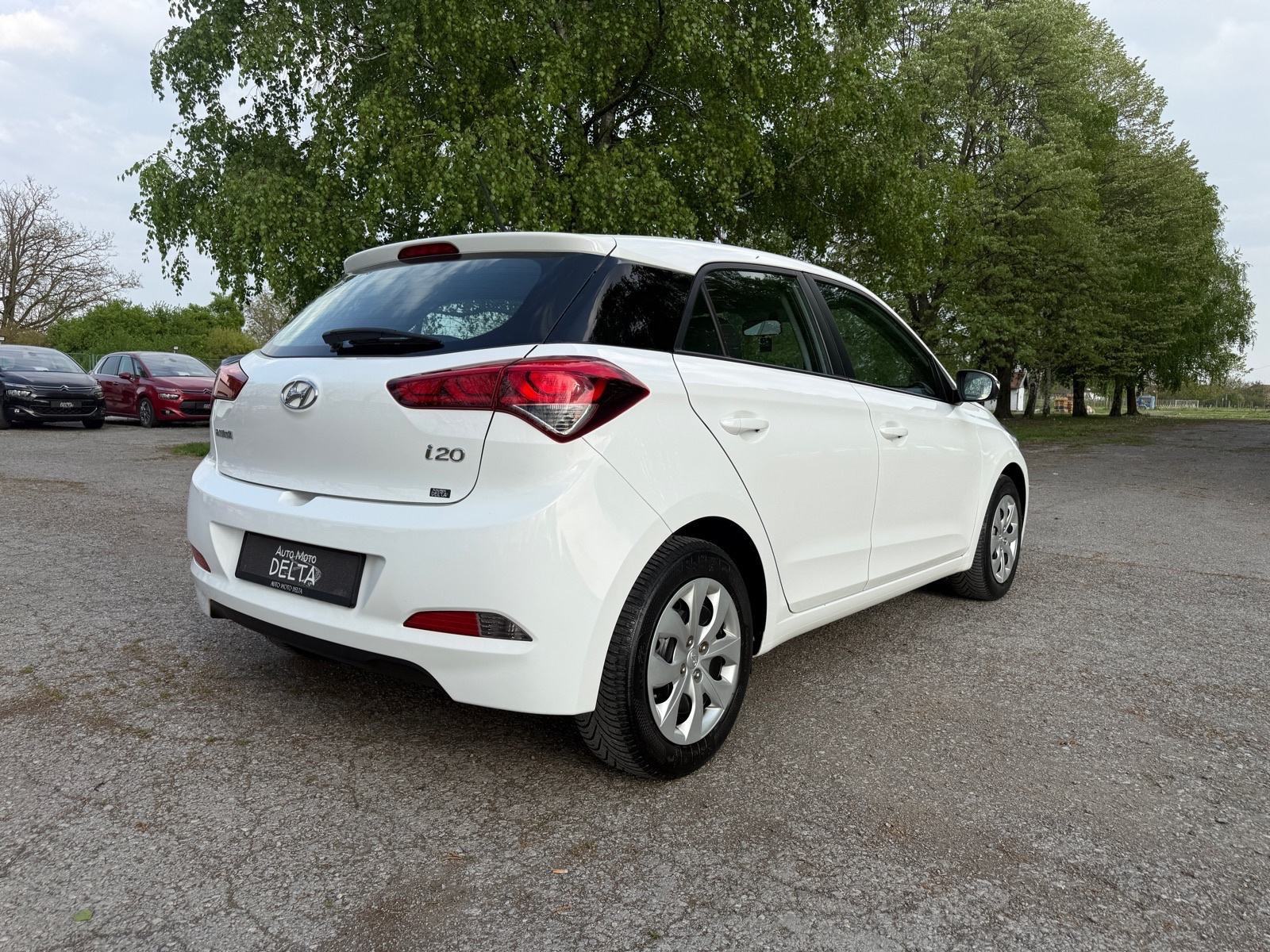 Hyundai i20 1,25-PRVI VLASNIK-100 000 km-KLIMA, fotografija 5