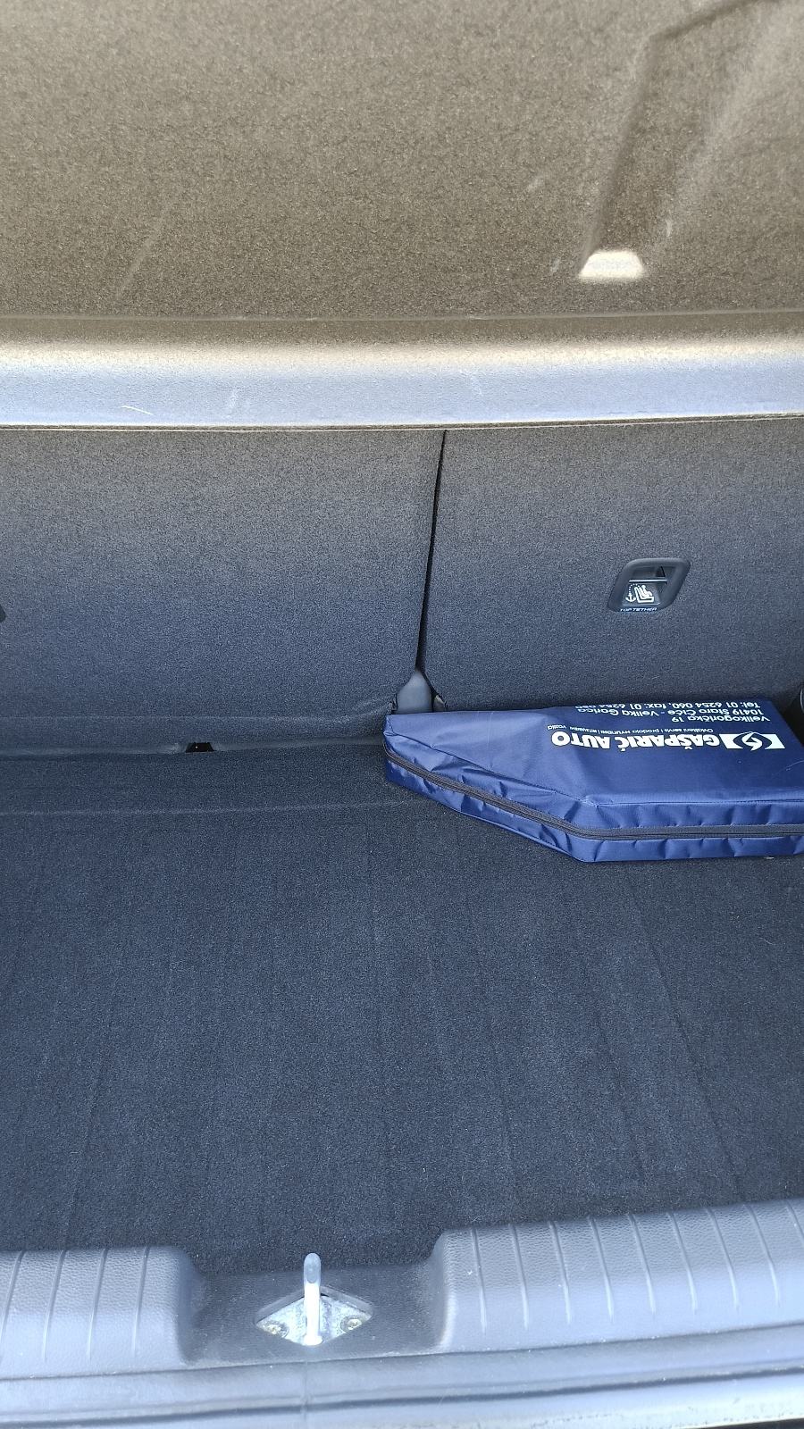 Hyundai i20 1,25, fotografija 9