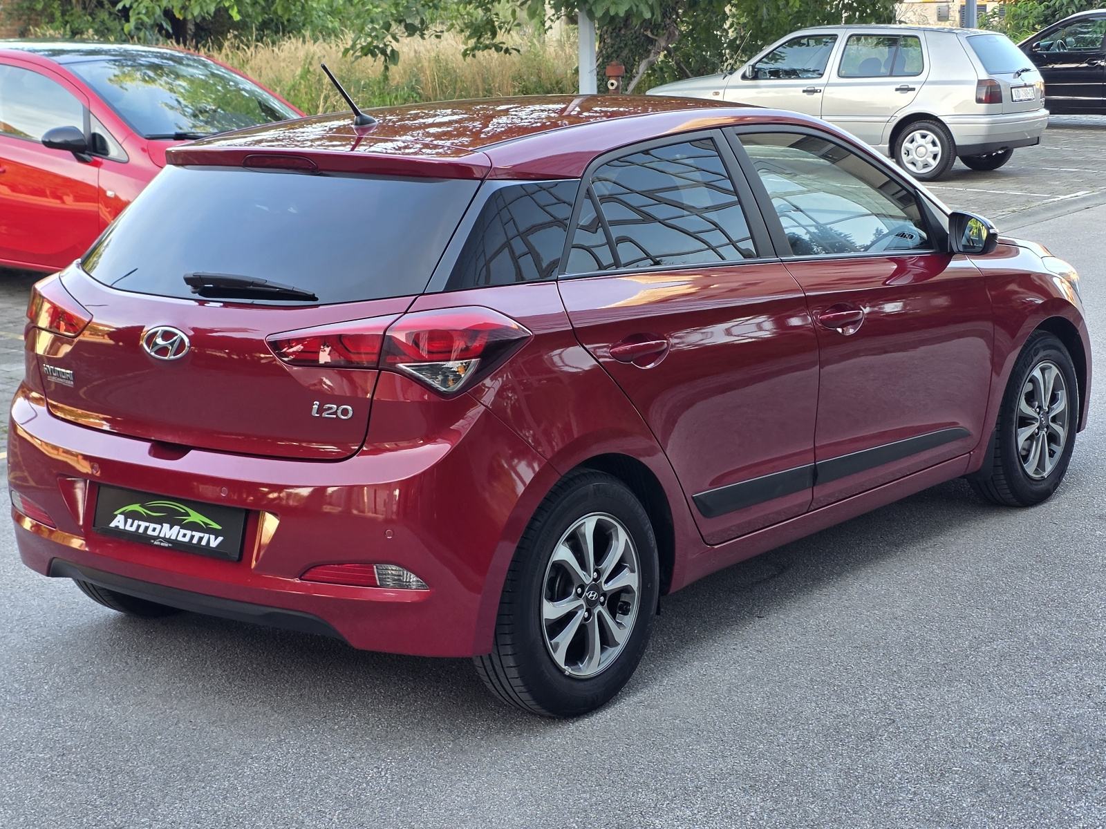HYUNDAI i20 1.25 STYLE - 1.VLASNIK - 50.000KM+SERVISNA - BOGATA OPREMA, fotografija 8