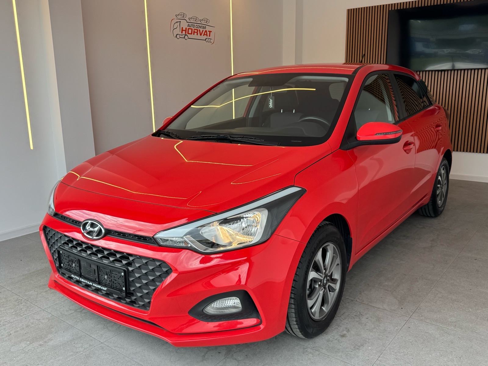 Hyundai i20 1,25 Style; 2020.; 84 KS: Klima; Alu; ; 5 vrata;, fotografija 2
