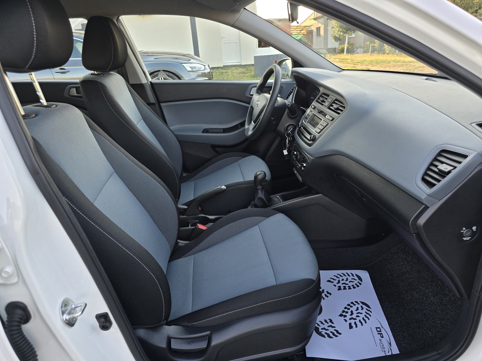 Hyundai i20 1,25i-2018god.mod-KLIMA-media,alu,160tkm,vlasnica,KARTICE, fotografija 10