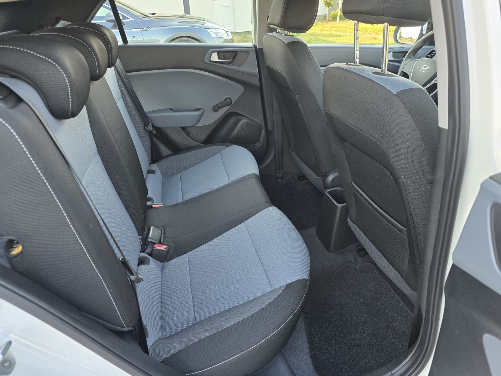 Hyundai i20 1,25i-2018god.mod-KLIMA-media,alu,160tkm,vlasnica,KARTICE, fotografija 17
