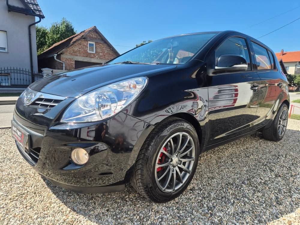 Hyundai i20 1,4 CRDi,klima,atraktivan, fotografija 5