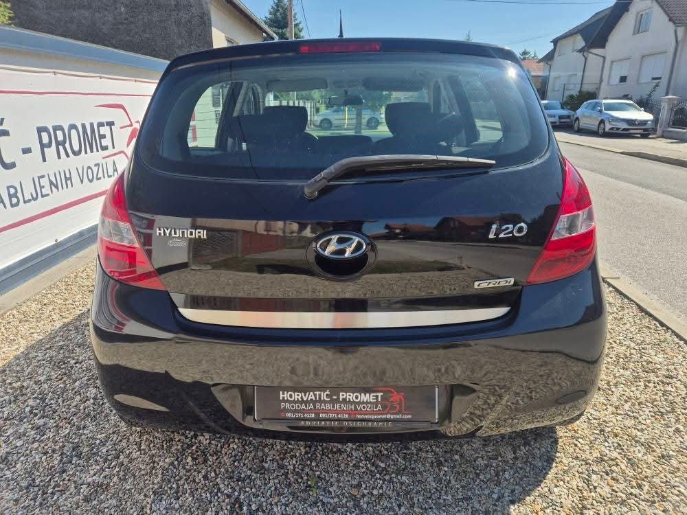 Hyundai i20 1,4 CRDi,klima,atraktivan, fotografija 16