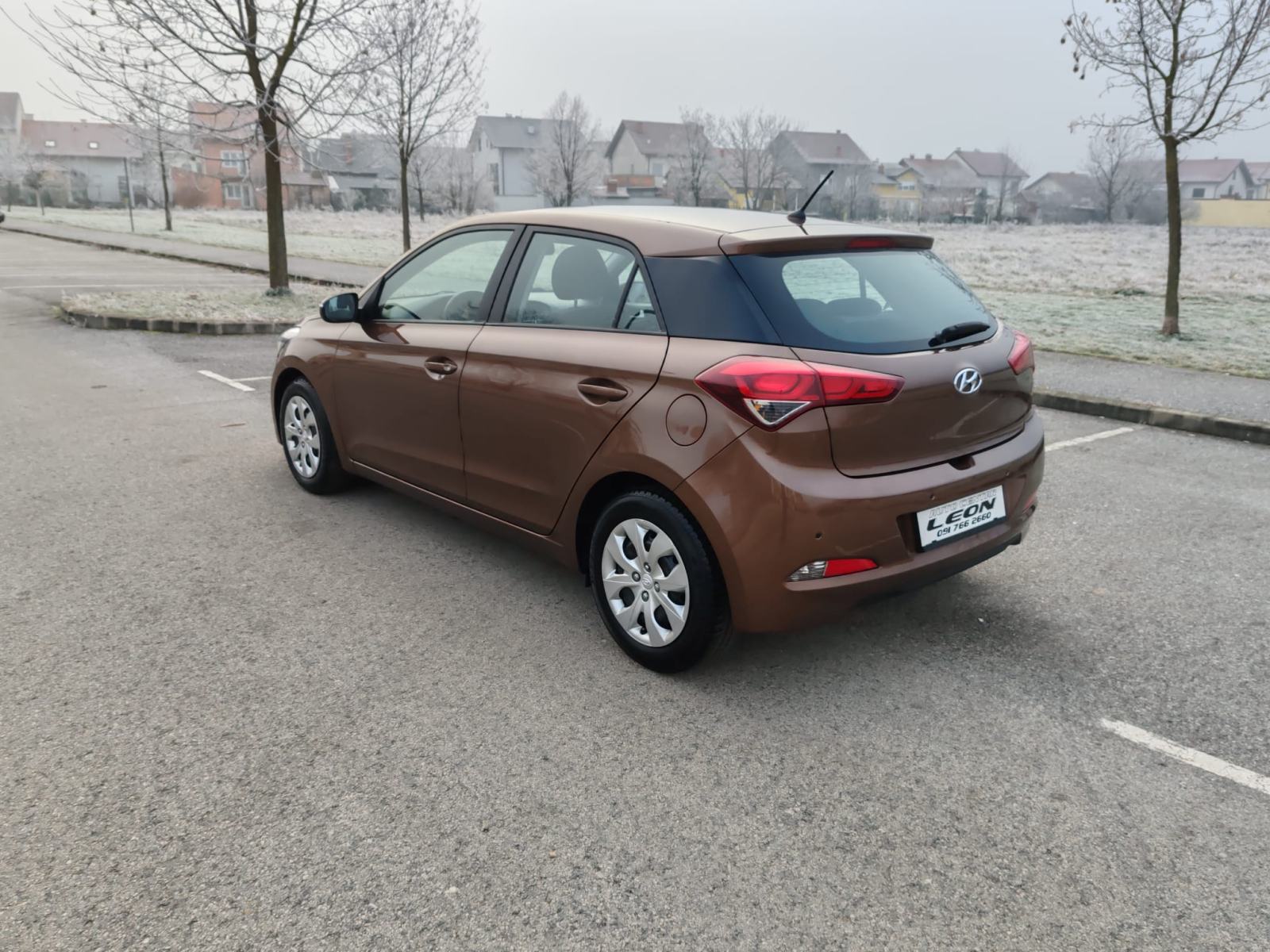 Hyundai i20 , 162000 KM, 2015 GOD, KATICE 24/36 RATA, fotografija 4