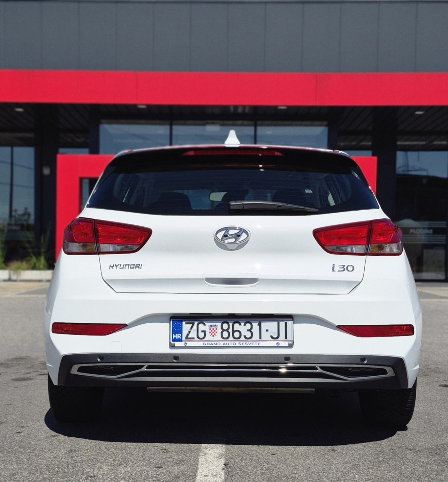 Hyundai i30 1.0 T-GDI, Automaic | 2023 | 1.vl | HR auto |48 tkm | serv, fotografija 9