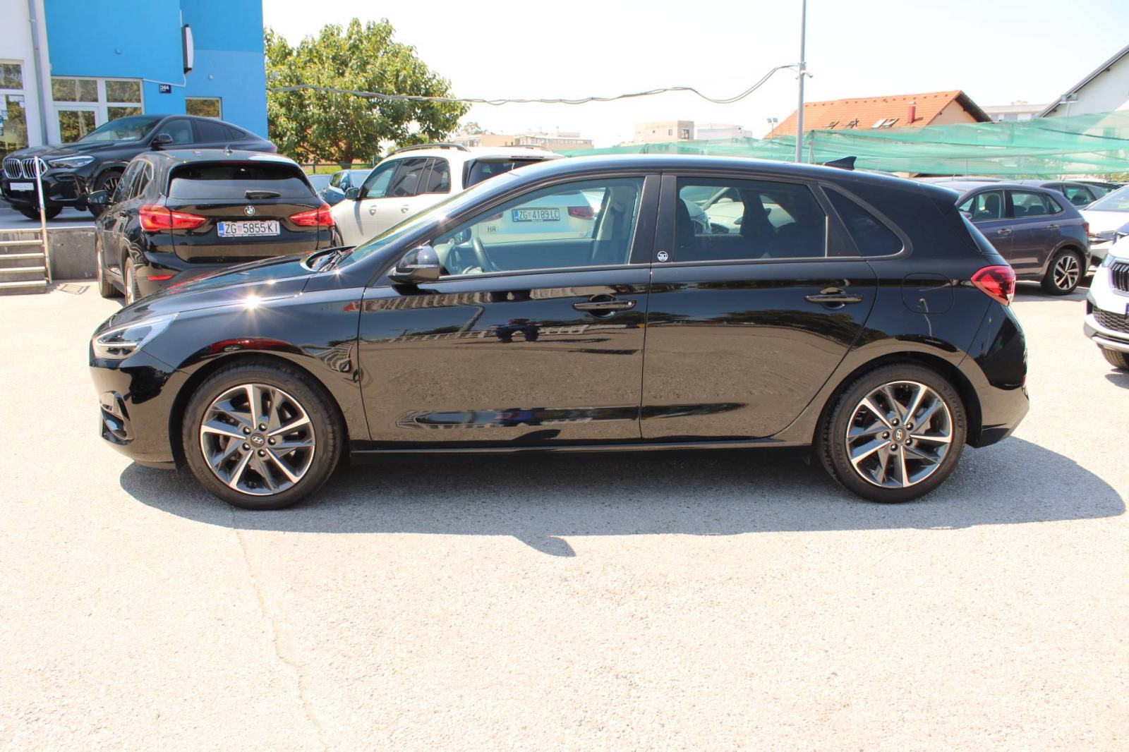 Hyundai I30 1.0 T-GDi AUTOMATIK *LED, NAVIGACIJA, KAMERA*, fotografija 8