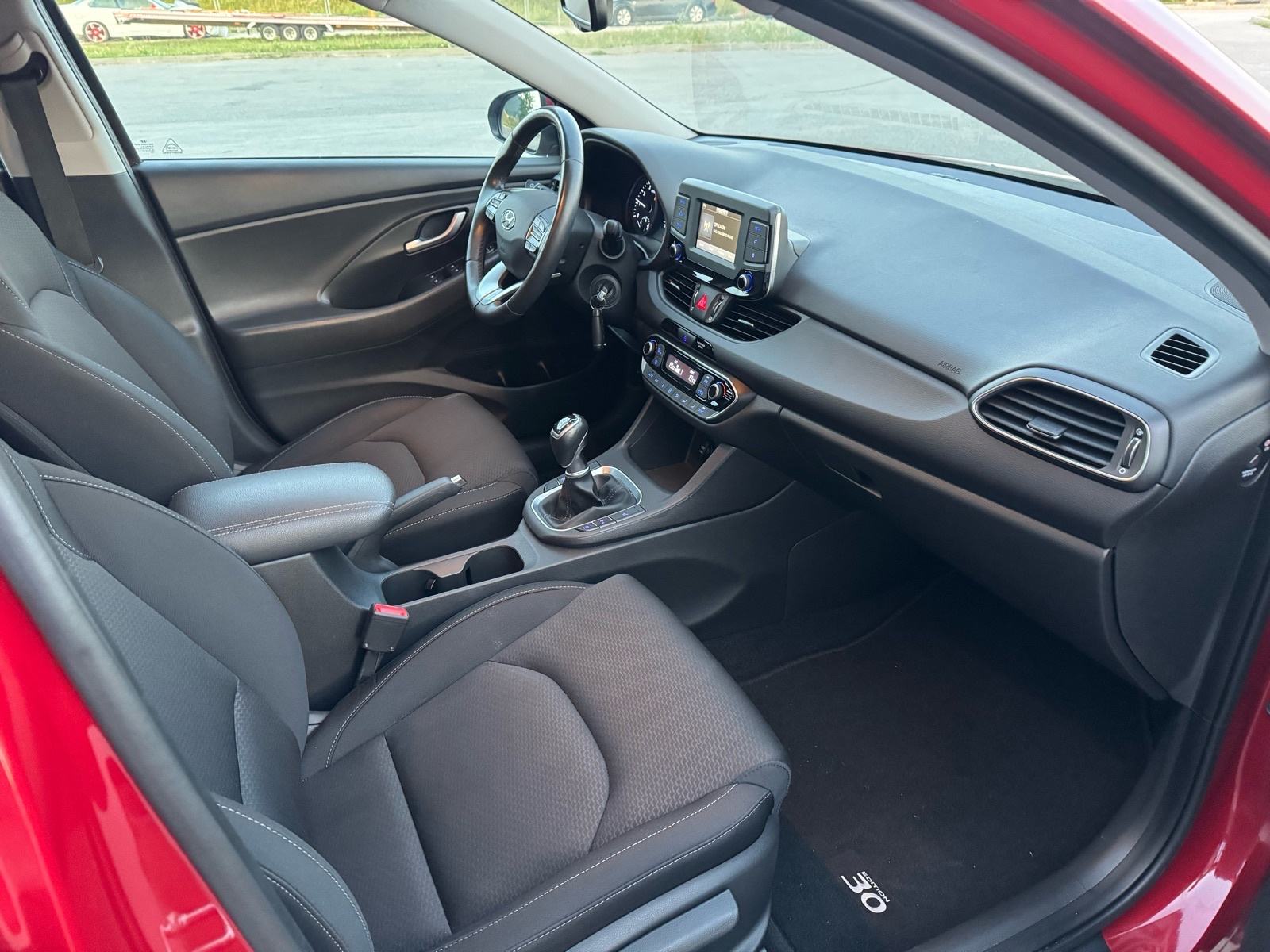 Hyundai i30 1,0 T-GDI; PLIN LPG; Grij. Volana i Sjed.; Kamera; Alu!, fotografija 10
