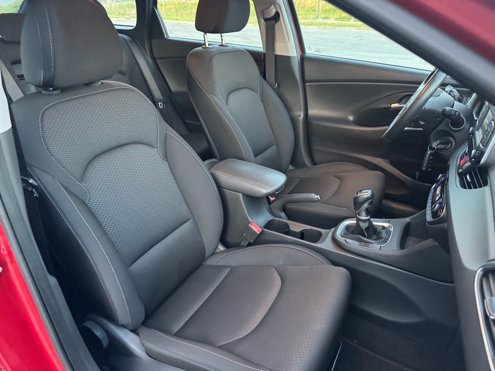 Hyundai i30 1,0 T-GDI; PLIN LPG; Grij. Volana i Sjed.; Kamera; Alu!, fotografija 11