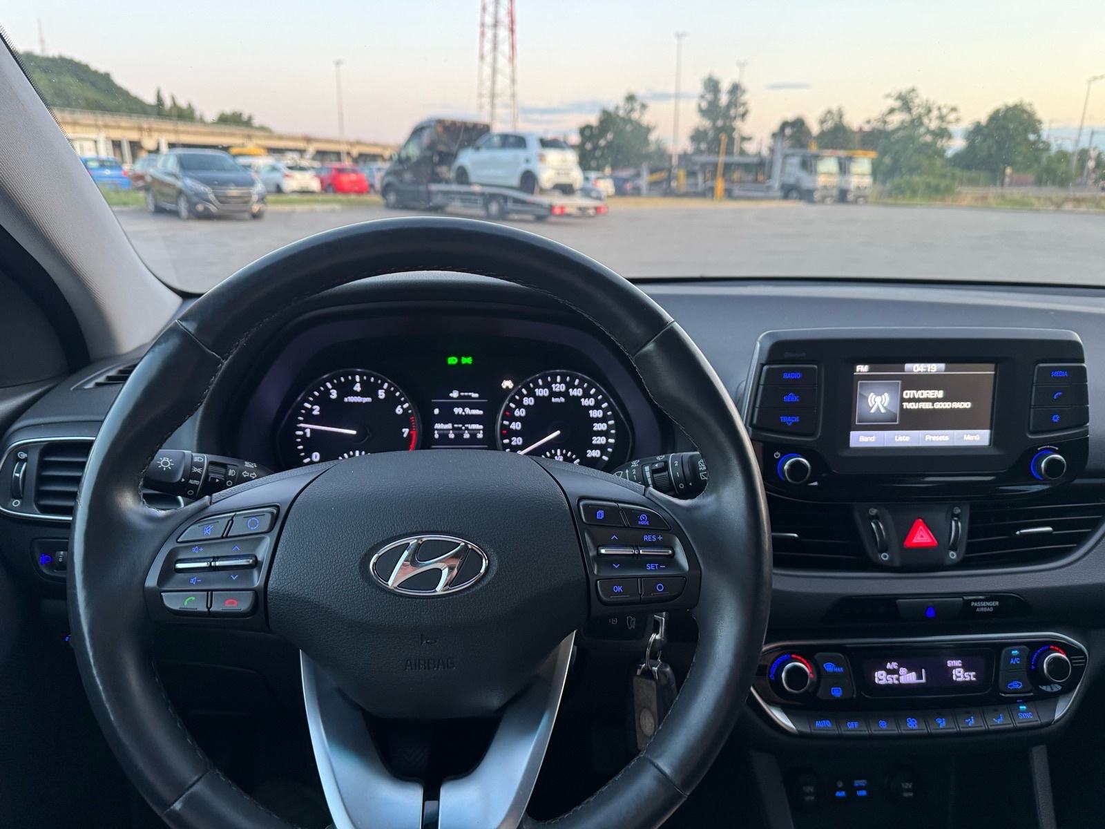 Hyundai i30 1,0 T-GDI; PLIN LPG; Grij. Volana i Sjed.; Kamera; Alu!, fotografija 12