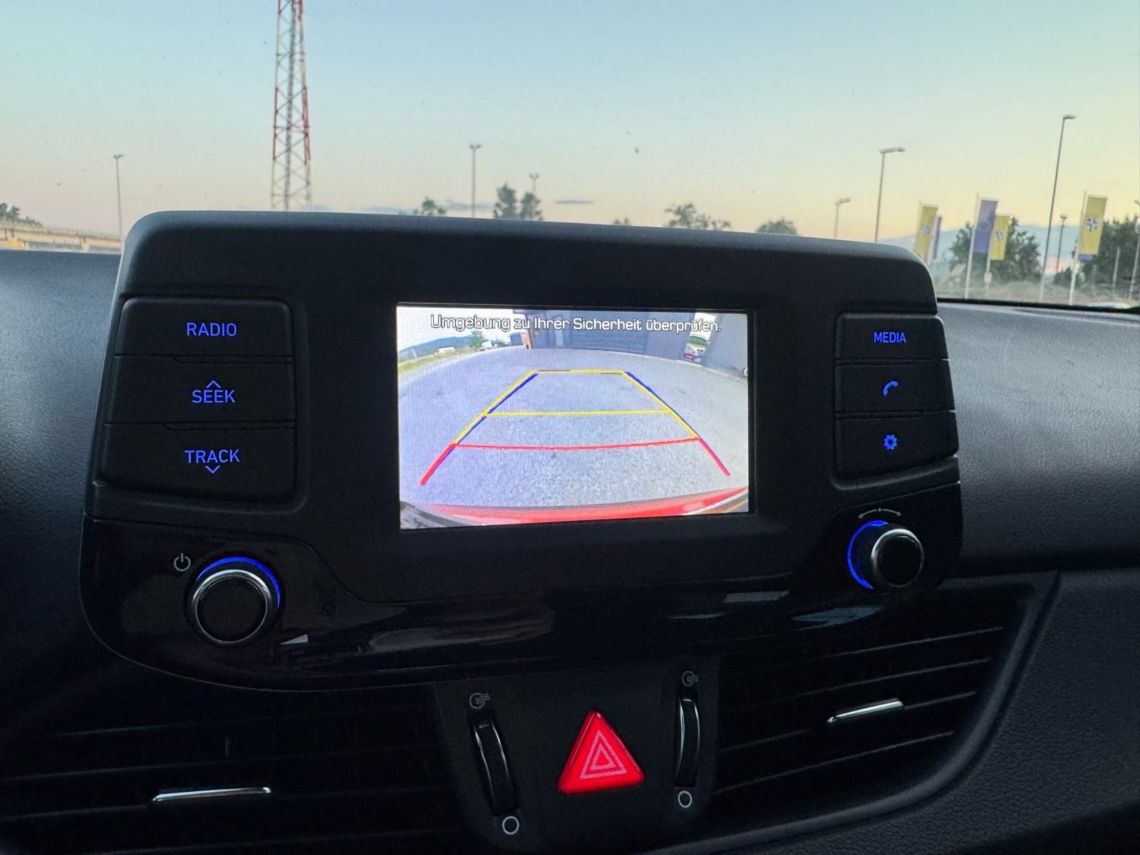 Hyundai i30 1,0 T-GDI; PLIN LPG; Grij. Volana i Sjed.; Kamera; Alu!, fotografija 18