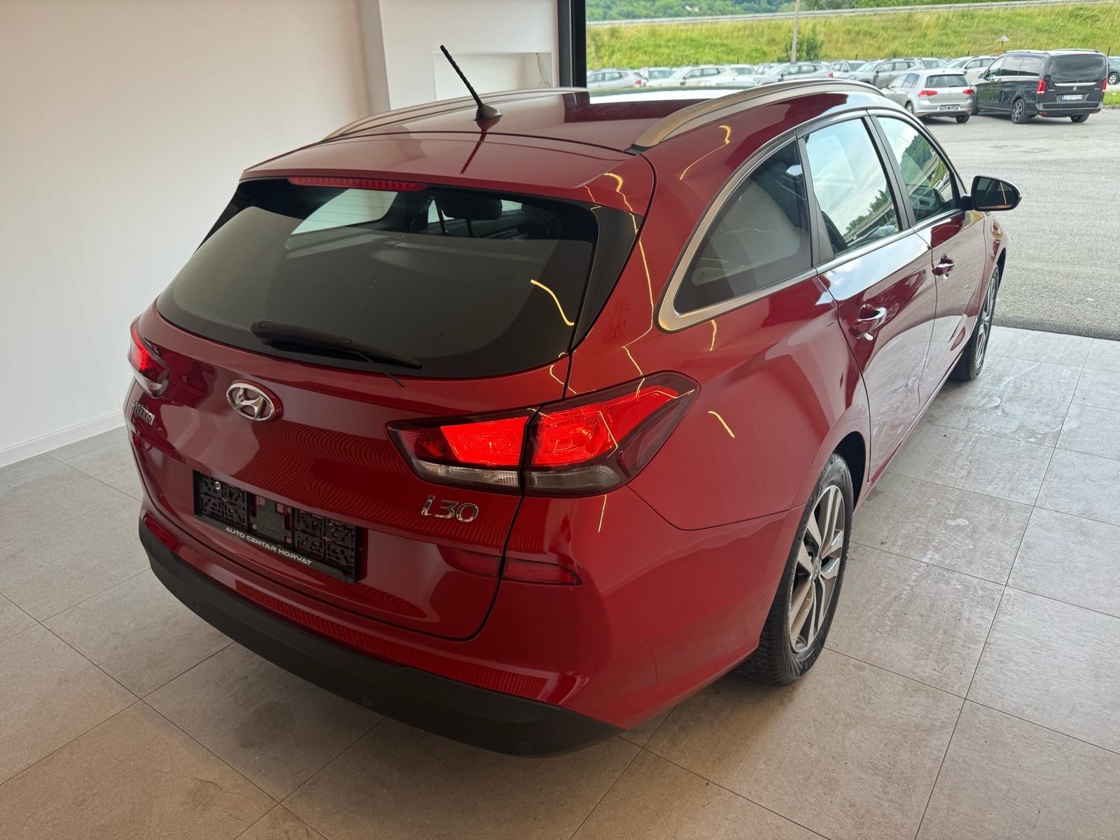 Hyundai i30 1,0 T-GDI; PLIN LPG; Grij. Volana i Sjed.; Kamera; Alu!, fotografija 4
