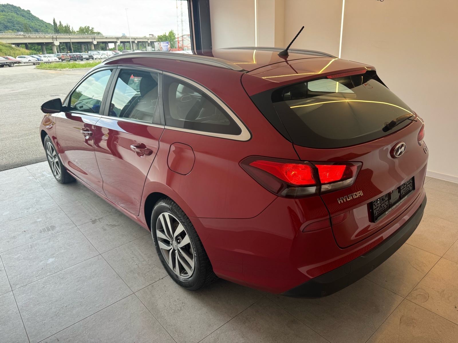Hyundai i30 1,0 T-GDI; PLIN LPG; Grij. Volana i Sjed.; Kamera; Alu!, fotografija 5
