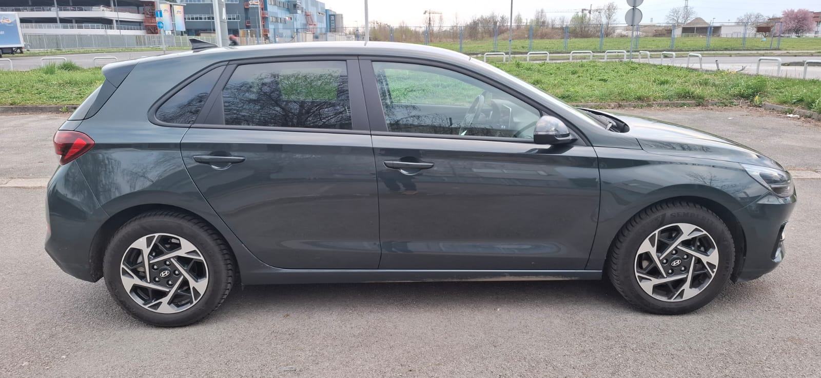 Hyundai i30 1,0 T-GDI, fotografija 5