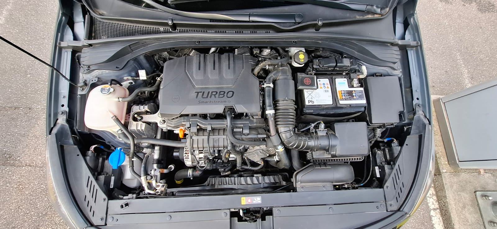 Hyundai i30 1,0 T-GDI, fotografija 13