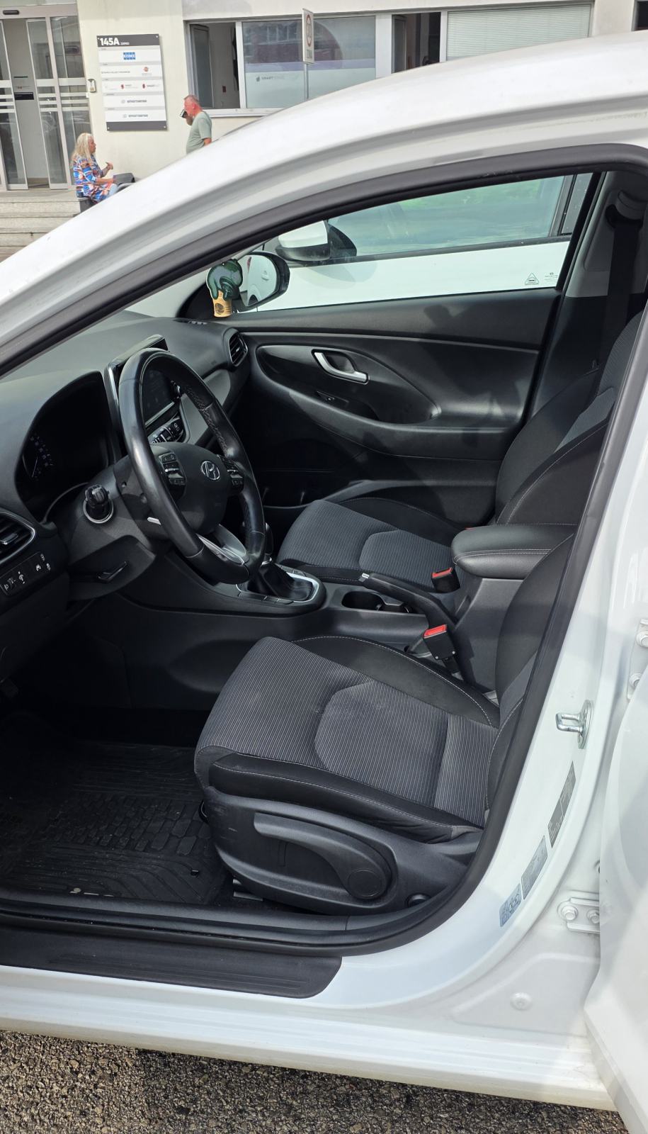 Hyundai i30 1,0 T-GDI, fotografija 6