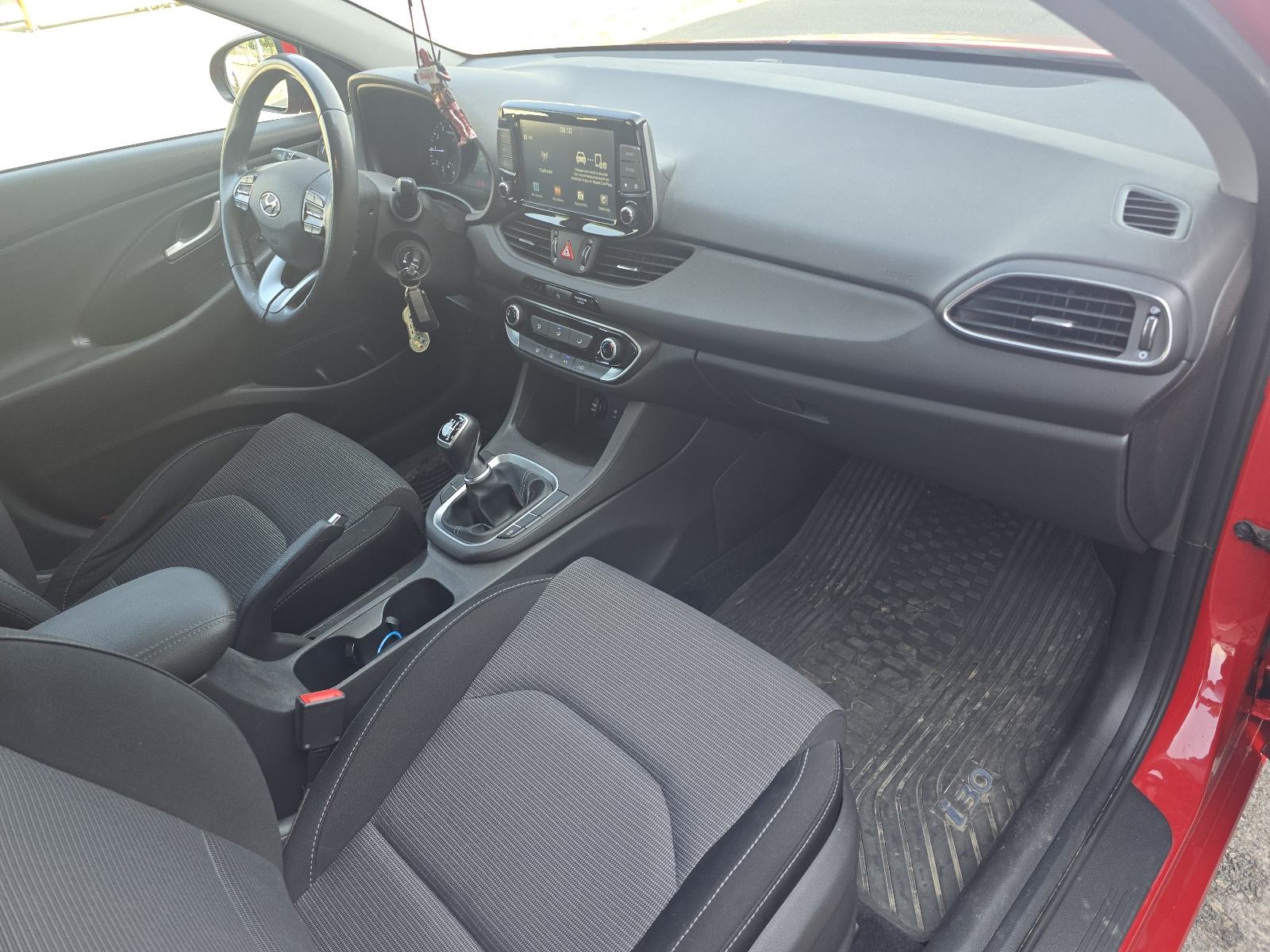 Hyundai i30 1,0 T-GDI, fotografija 5