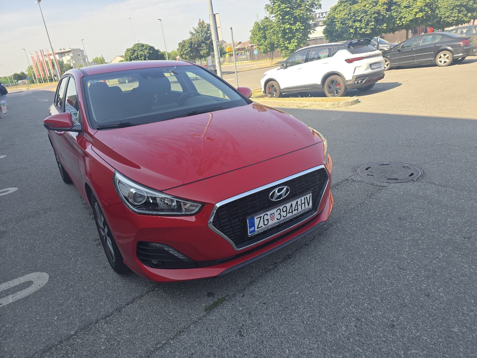 Hyundai i30 1,0 T-GDI, fotografija 2