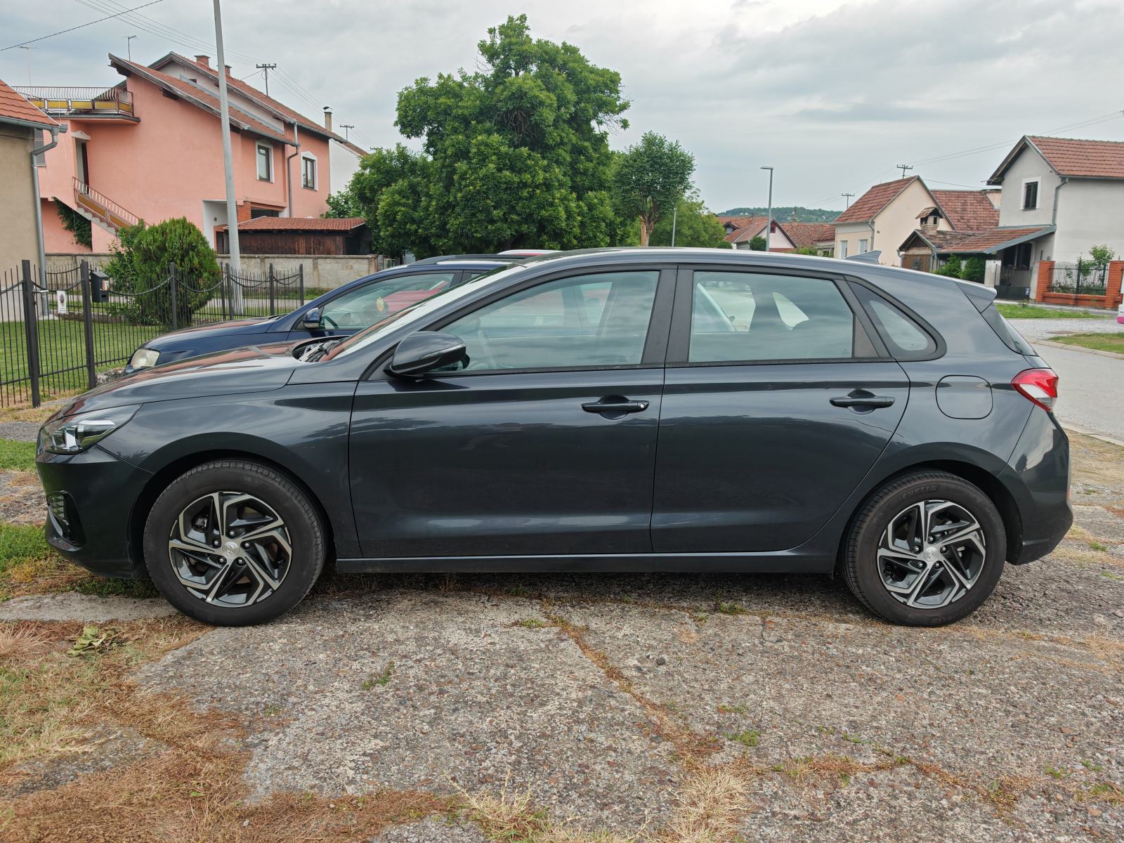 Hyundai i30 1,0 T-GDI, fotografija 2