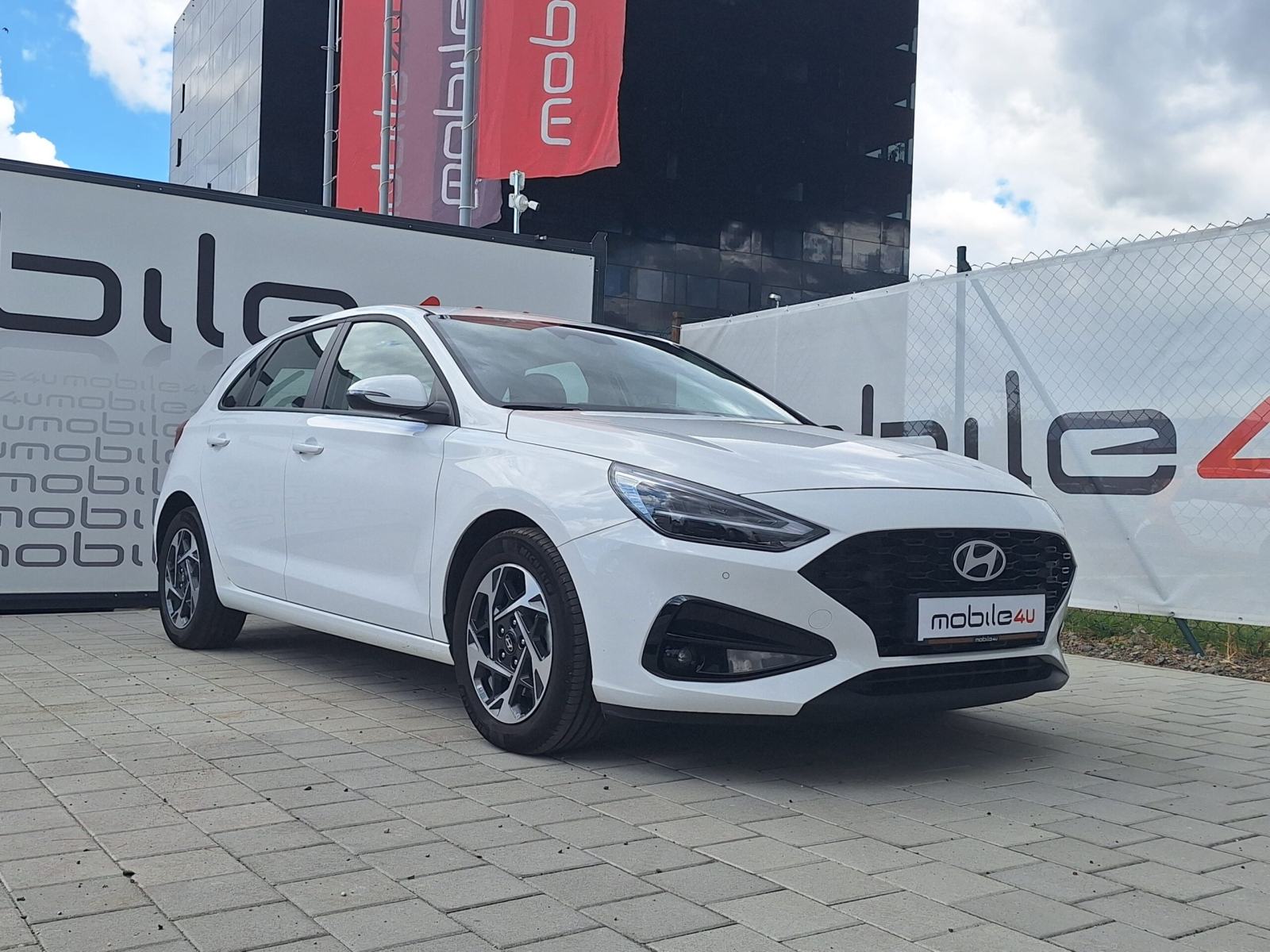 Hyundai i30 1.0 TGDI 100 STYLE, fotografija 3