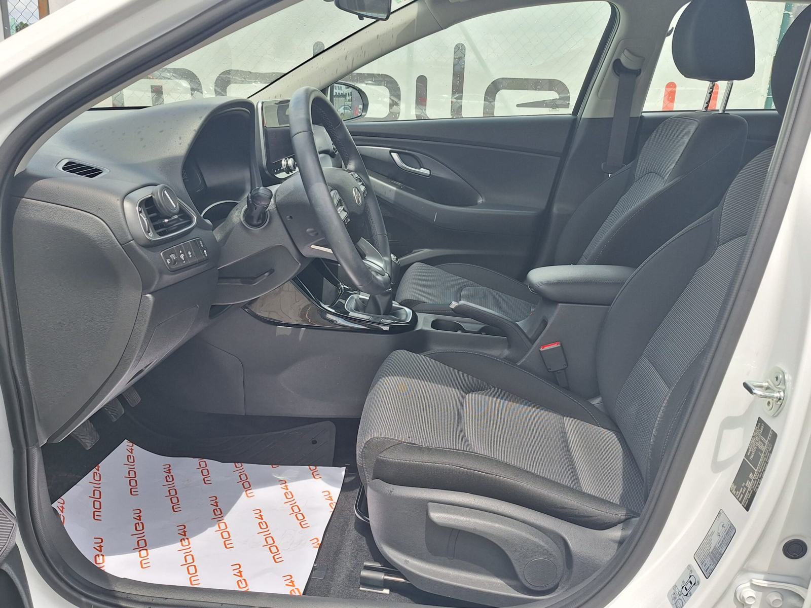 Hyundai i30 1.0 TGDI 100 STYLE, fotografija 10