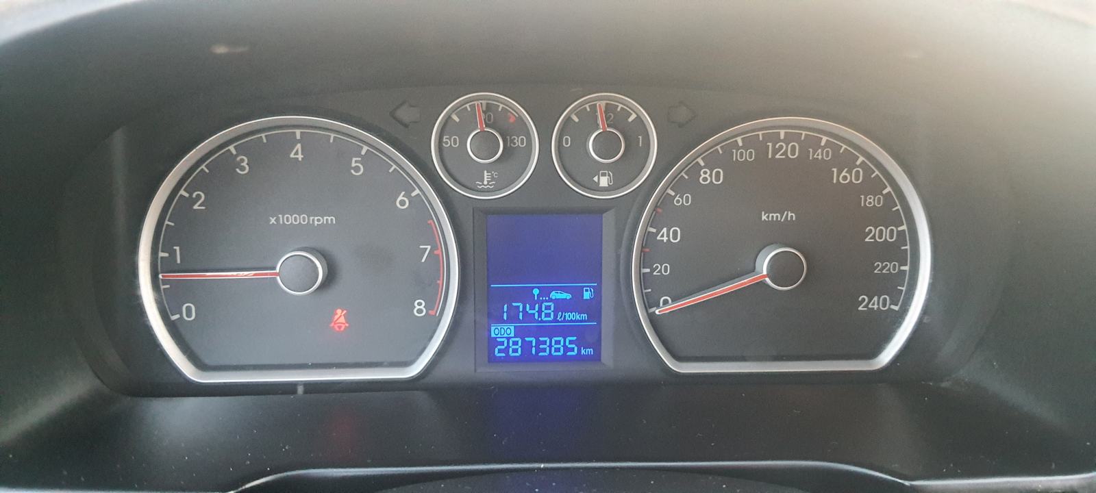 Hyundai i30 1,4 16V Euro 2008, fotografija 13