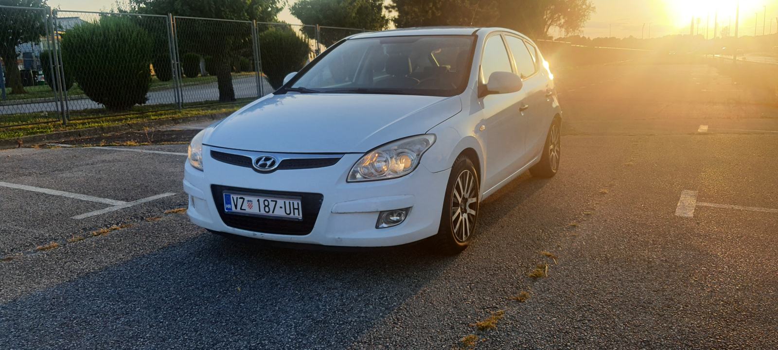 Hyundai i30 1,4 16V Euro 2008, fotografija 18