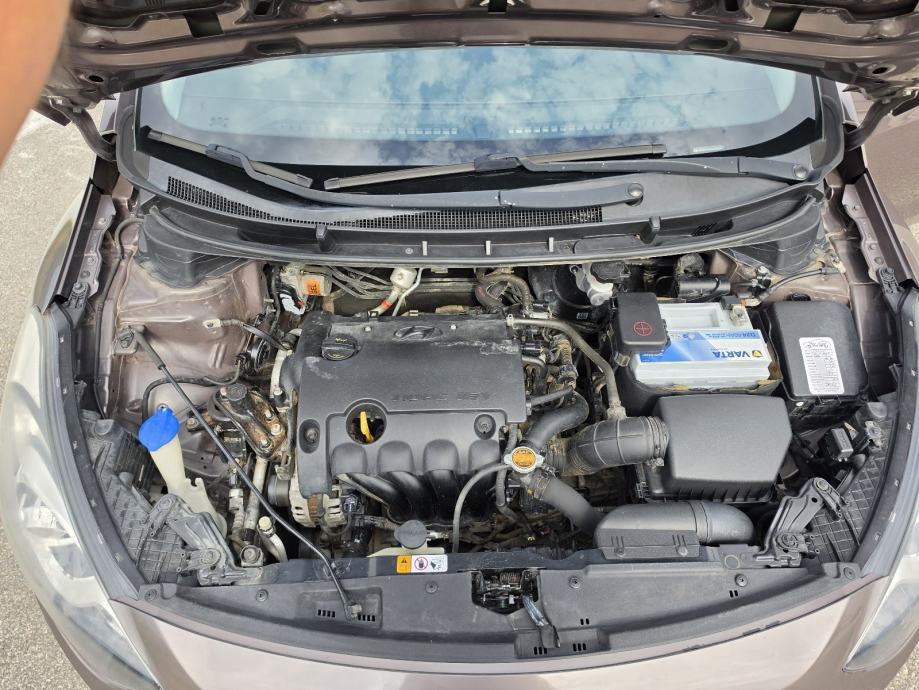 Hyundai i30 1,4 16V, fotografija 6