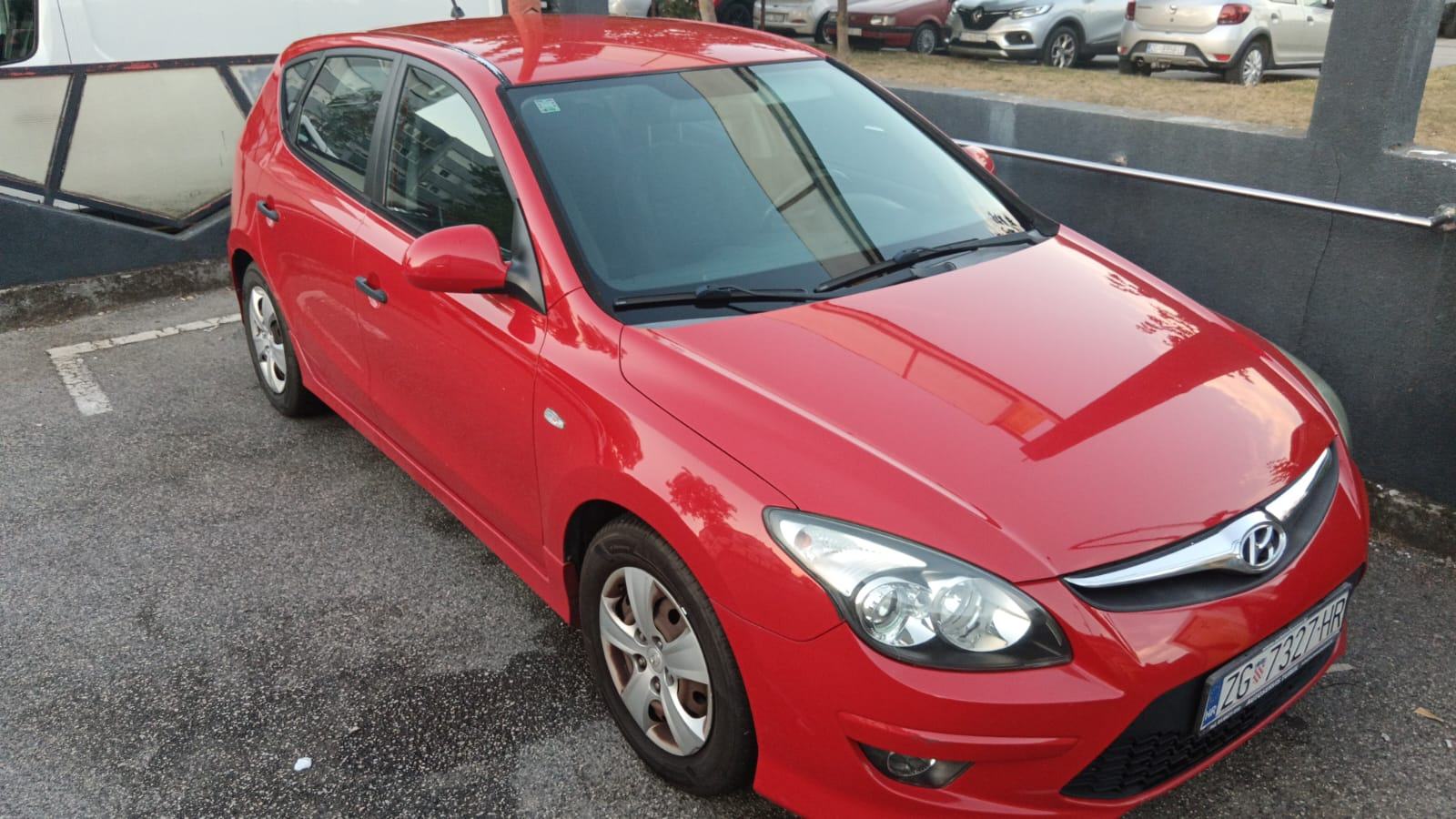 Hyundai i30 1,4 16V, fotografija 8