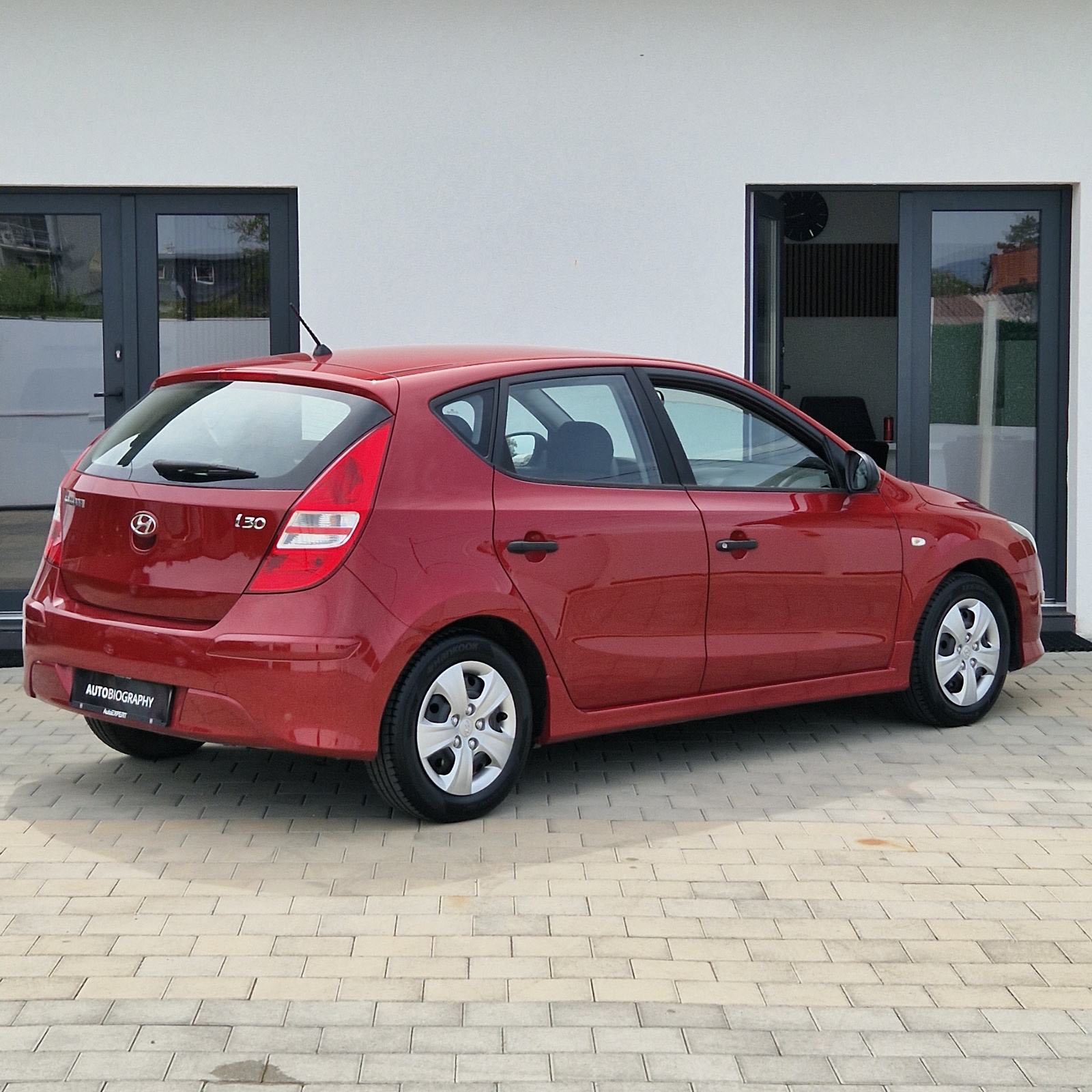 Hyundai i30 1,4 benzinac • HR auto • 154.ooo km ○ 1. VLASNIK, fotografija 7