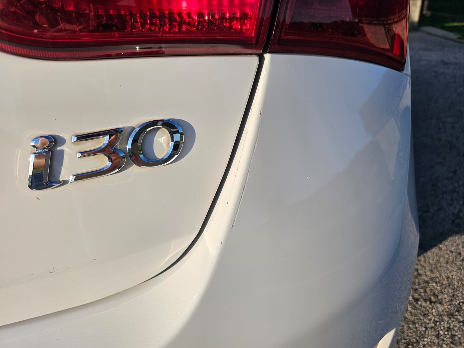 Hyundai i30 1.4 CRDi 90 KS | Navi + kamera | Reg. 06/2027, fotografija 15