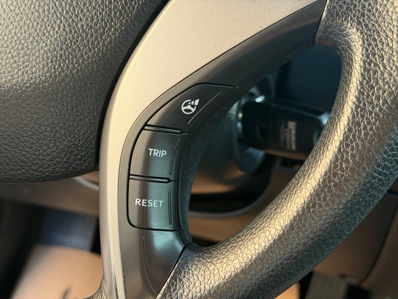 HYUNDAI I30 1,4 CRDI •• KAO NOVI, FULL OPREMA •• DIGITALNA KLIMA ••, fotografija 13
