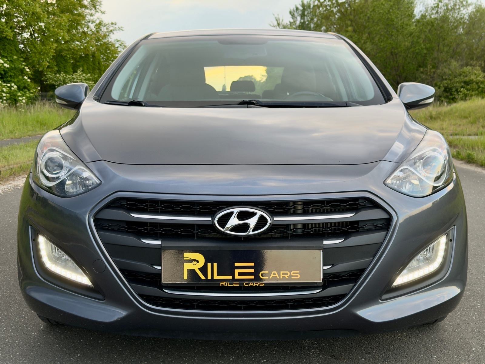 Hyundai i30 1,4 CRDi | PDC | ALU | Bogata oprema | TOP stanje!, fotografija 7