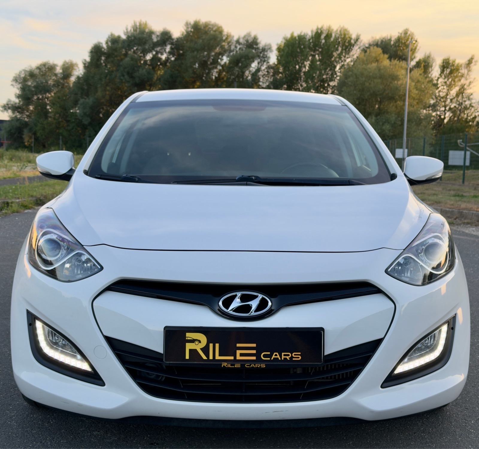 Hyundai i30 1,4 CRDi | Prvi vlasnik! | ALU | LED | PDC | Besprijekoran, fotografija 7