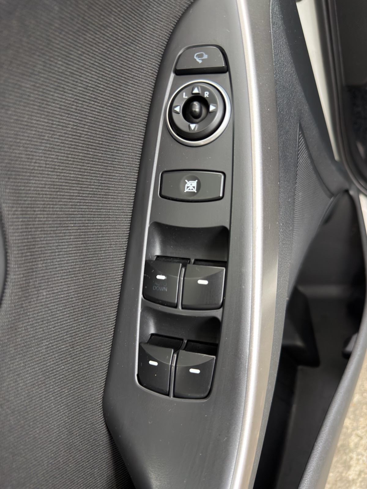 Hyundai i30 1,4 CRDi | Prvi vlasnik! | ALU | LED | PDC | Besprijekoran, fotografija 15