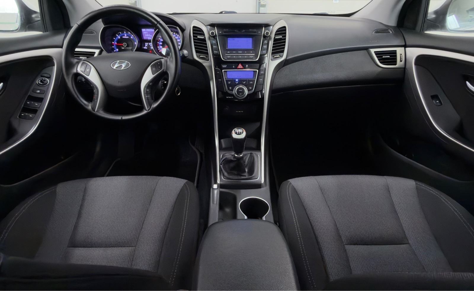 Hyundai i30 1,4 CRDi | Prvi vlasnik! | ALU | LED | PDC | Besprijekoran, fotografija 13