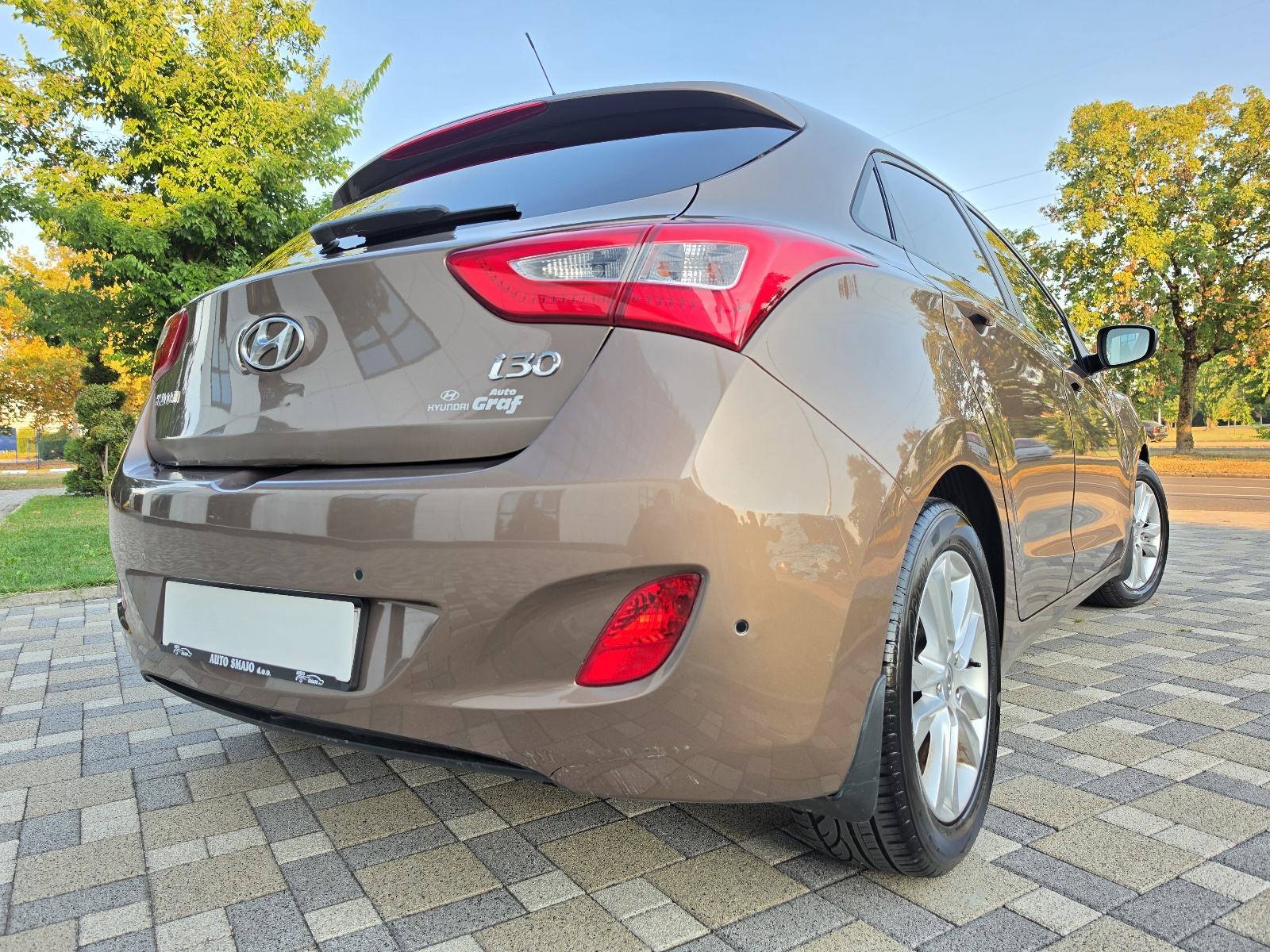 Hyundai i30 1,4 CRDi **STYLE**DIG.KLIMA**ALU**SERVISNA**REG 1 GOD**, fotografija 11