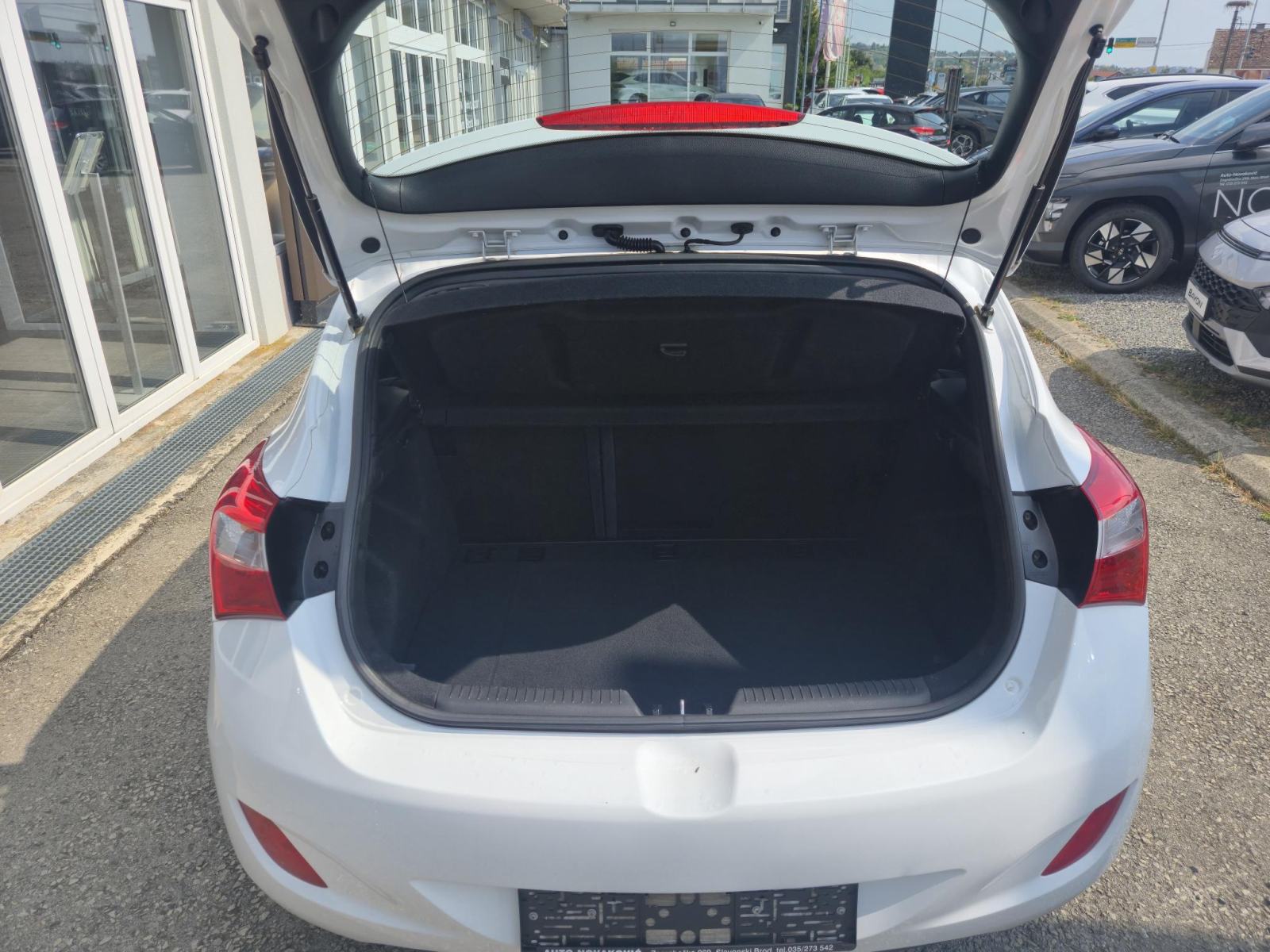 Hyundai i30 1.4 DOHC, fotografija 5